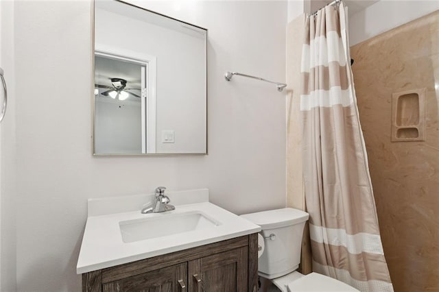 8021 Shirley St, Metairie, LA 70003 - bathroom with vanity, a shower with curtain, and a ceiling fan