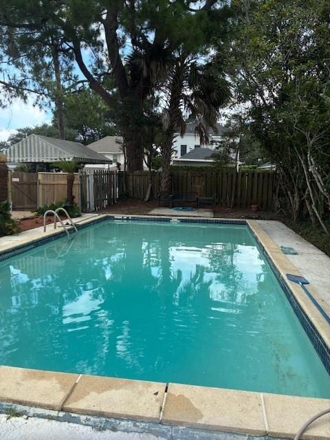 29 Snipe St, New Orleans, LA 70124 - view of pool featuring a fenced backyard