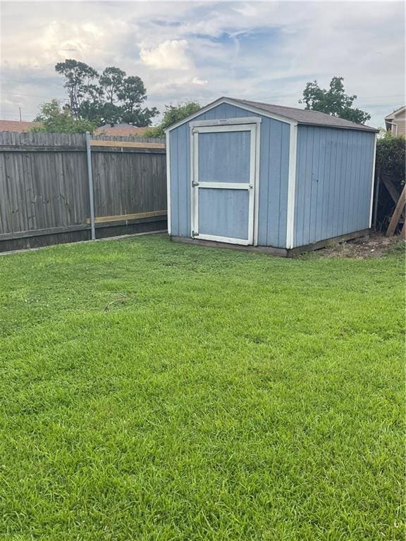 5817 Providence Pl, New Orleans, LA 70126 - view of shed
