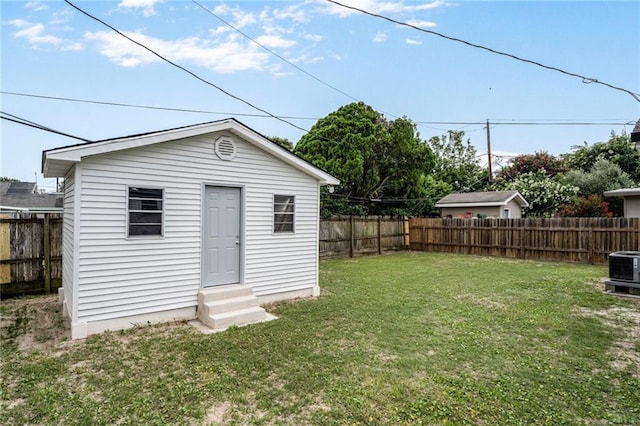 5613 Morton St, Metairie, LA 70003 - fenced backyard featuring entry steps