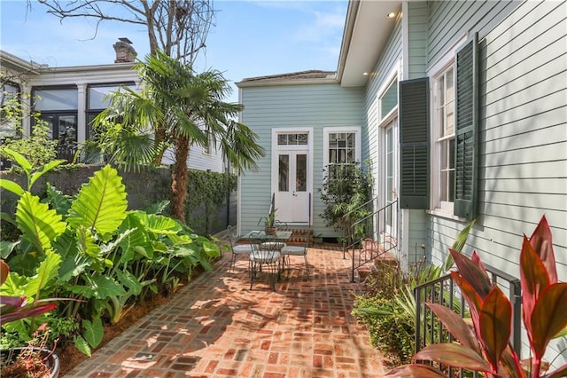 3325 Coliseum St, New Orleans, LA 70115 - view of patio / terrace with entry steps
