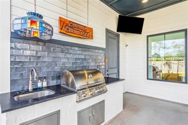 1185 Delta Ln, Covington, LA 70433 - view of patio featuring a sink and area for grilling