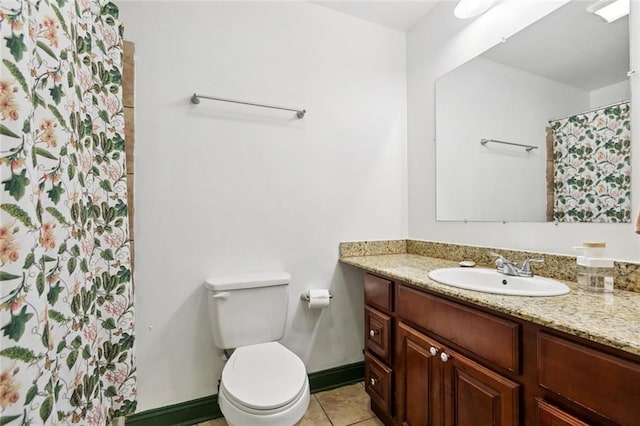 2517 Myrtle St, New Orleans, LA 70122 - full bathroom featuring vanity, tile patterned flooring, and curtained shower