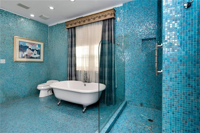 15 Muirfield Pl, New Orleans, LA 70131 - bathroom with a soaking tub, a walk in shower, and recessed lighting