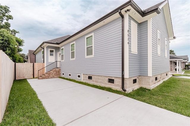 8532 Regiment Dr, Chalmette, LA 70043 - rear view of property featuring crawl space and a patio
