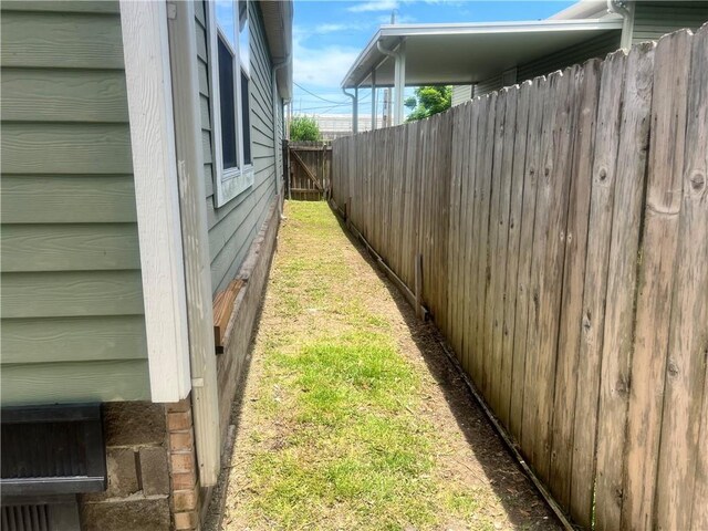 4850 Pauline Dr, New Orleans, LA 70126 - view of yard