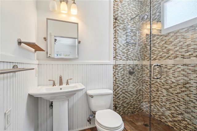 1419 Pine St, New Orleans, LA 70118 - full bath featuring a stall shower and a wainscoted wall