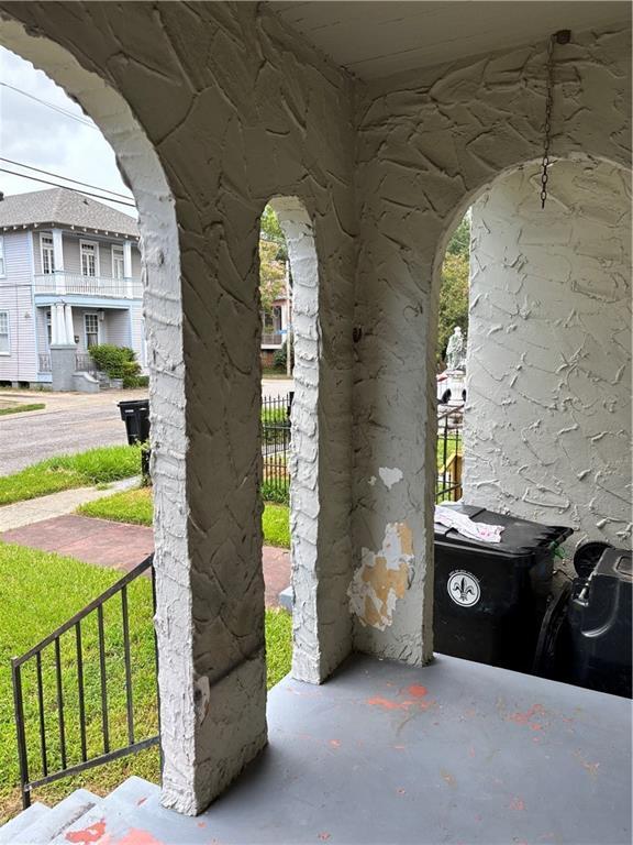 2911 Robert St, New Orleans, LA 70125 - photo 2
