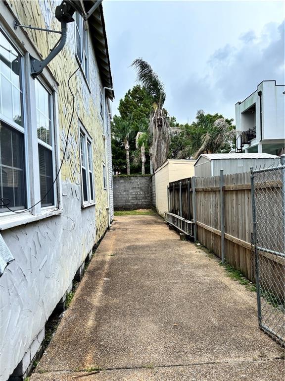 2911 Robert St, New Orleans, LA 70125 - photo 24