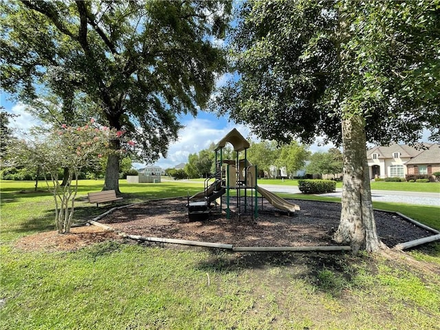 118 Wood Duck Dr, Belle Chasse, LA 70037