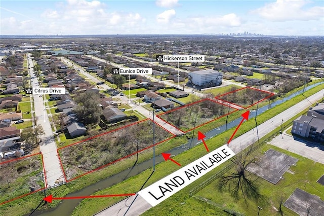 4950 Citrus Dr, New Orleans, LA 70127
