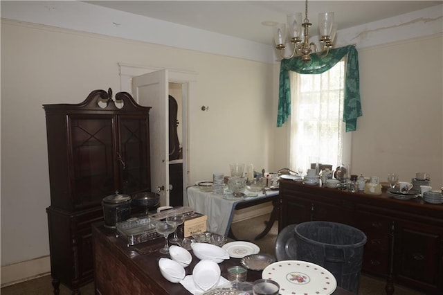 5326 Prytania St, New Orleans, LA 70115 - dining area featuring a chandelier and arched walkways