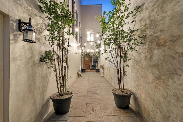 521 Dauphine St, New Orleans, LA 70112 - view of patio