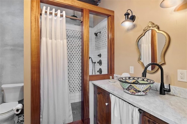 521 Dauphine St, New Orleans, LA 70112 - full bath with vanity and tiled shower