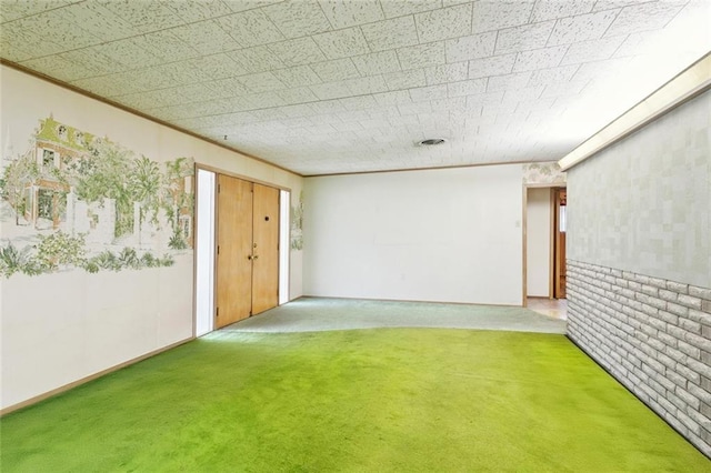 953 Homestead Ave, Metairie, LA 70005 - unfurnished room featuring light colored carpet and crown molding