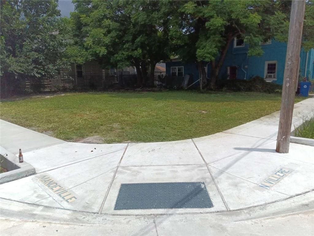 1401 Mandeville St, New Orleans, LA 70117