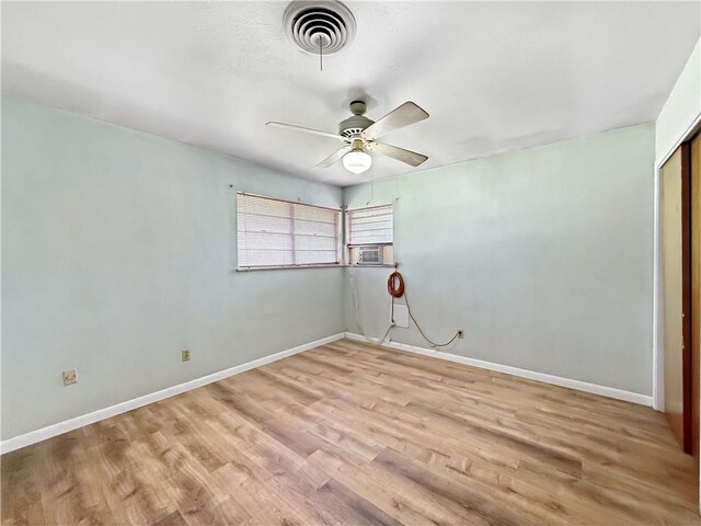 1593 Eastridge Dr, Slidell, LA 70458 - unfurnished bedroom featuring light wood-style floors, a closet, and a ceiling fan