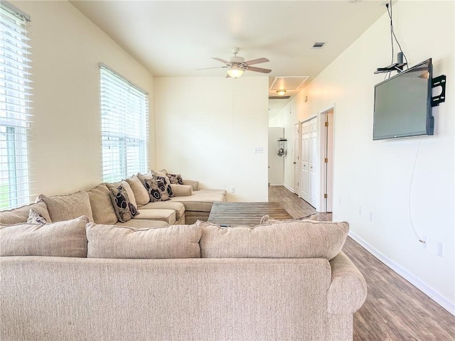 451 Sala Ave, Westwego, LA 70094 - living area with wood finished floors and ceiling fan