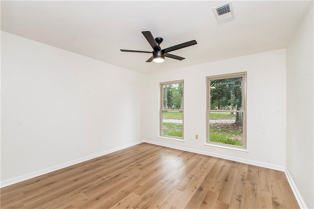 106 Woodlawn Ln, Mandeville, LA 70471 - unfurnished room featuring light wood-style flooring and ceiling fan