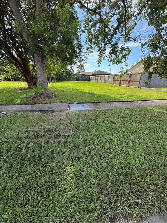 308 Chalmette Ave, Chalmette, LA 70043 - photo 3