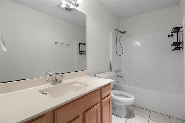 345 Sugarpine Dr, Gretna, LA 70056 - full bath featuring shower / tub combination, vanity, and tile patterned floors