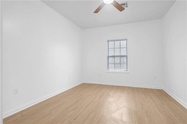 6501 Selma St, New Orleans, LA 70126 - empty room featuring light wood finished floors and ceiling fan