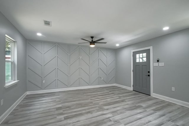 206 Fairfax Pl, New Orleans, LA 70131 - foyer with a ceiling fan, light wood-style flooring, and recessed lighting