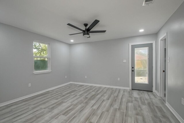 206 Fairfax Pl, New Orleans, LA 70131 - spare room featuring light wood-type flooring, ceiling fan, and recessed lighting