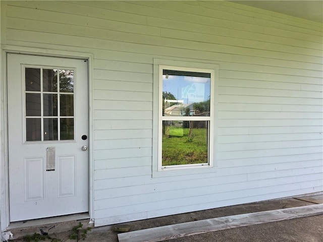 2365 N Tonti St, New Orleans, LA 70117 - entrance to property
