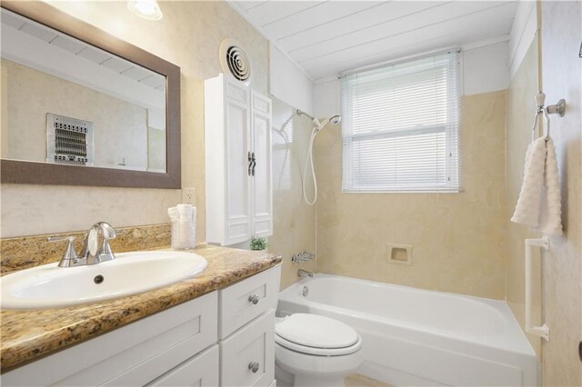 2812 Green Acres Rd, Metairie, LA 70003 - bathroom featuring vanity and  shower combination