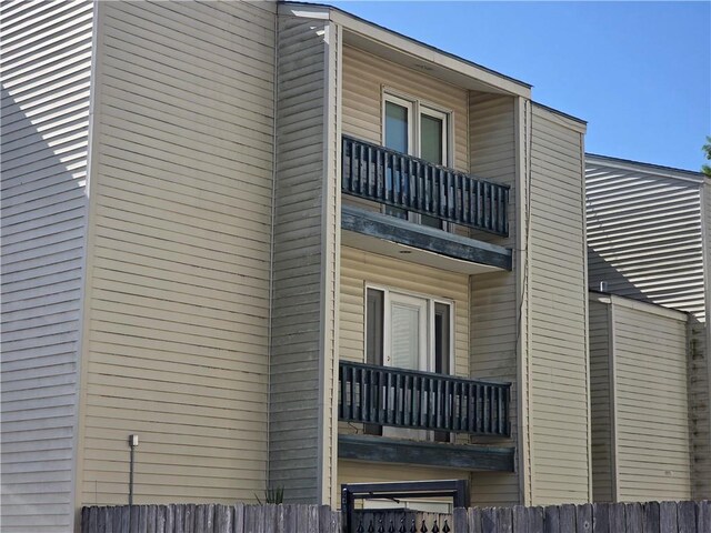 4829 Wabash St Unit 307, Metairie, LA 70001 - view of building exterior