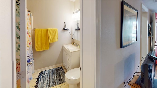 3229 Hero Dr, Gretna, LA 70053 - full bathroom with vanity and tile patterned flooring