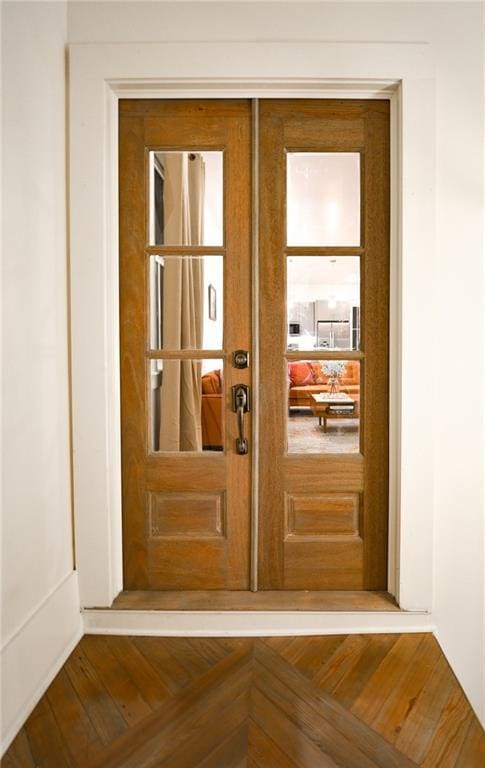 623-25 Louisa St, New Orleans, LA 70117 - doorway to property