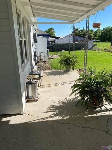 114 S Dominique Dr, Gheens, LA 70355 - photo 4