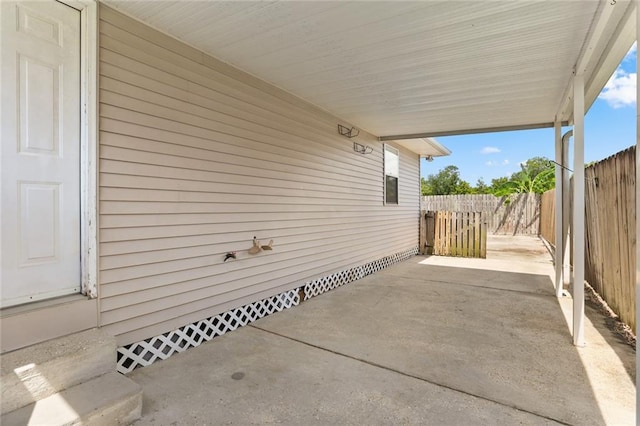 1403 W First St, Belle Chasse, LA 70037 - view of patio / terrace