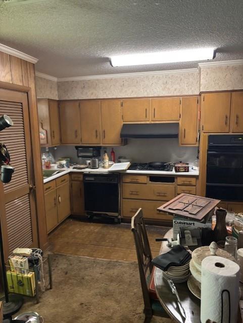 305 Lilac St, Metairie, LA 70005 - kitchen featuring under cabinet range hood, dishwasher, crown molding, cooktop, and a textured ceiling