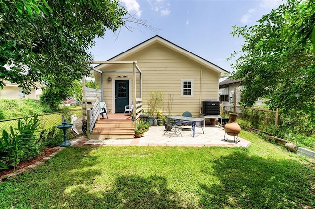 2816 Berwick St, Jefferson, LA 70121 - back of house with a patio