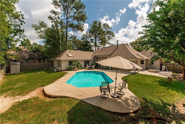 2212 Prairie Ct, Mandeville, LA 70448 - view of swimming pool featuring a patio and a fenced backyard