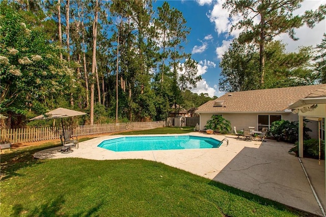 2212 Prairie Ct, Mandeville, LA 70448 - view of pool featuring a patio area and a fenced backyard