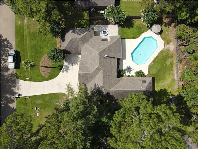 2212 Prairie Ct, Mandeville, LA 70448 - bird's eye view of a pool