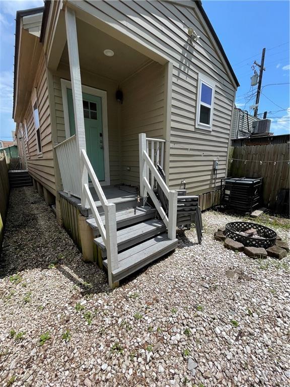 2272 N Robertson St, New Orleans, LA 70117 - entrance to property