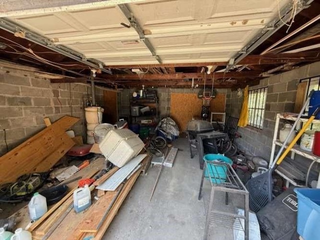 5013 Douglas Ave, Baton Rouge, LA 70805 - garage featuring concrete block wall