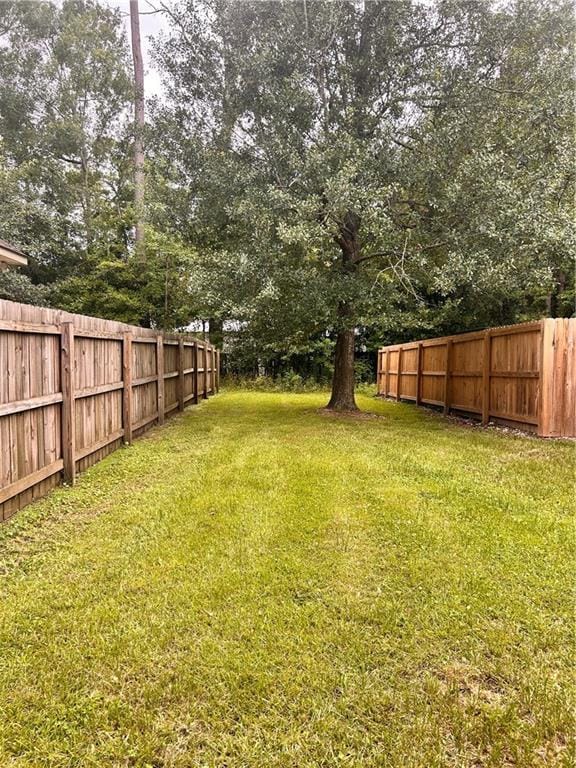 1383 Cherry St, Slidell, LA 70460 - view of yard