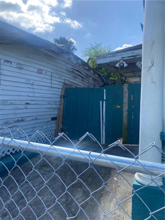 1122 Henriette Delille St, New Orleans, LA 70116 - view of side of property