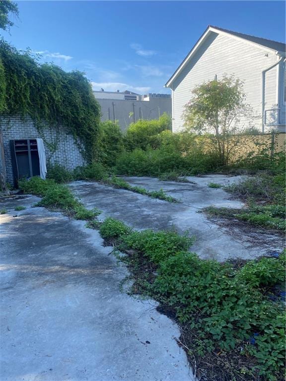 1122 Henriette Delille St, New Orleans, LA 70116 - view of yard