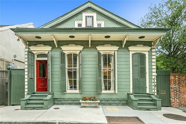 718 Ursulines Ave Unit D, New Orleans, LA 70116 - view of front facade with entry steps