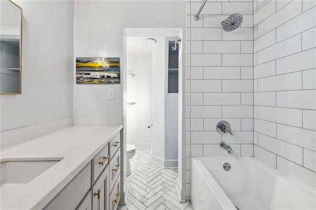 2512 Magazine St Unit D, New Orleans, LA 70130 - bathroom with vanity and washtub / shower combination