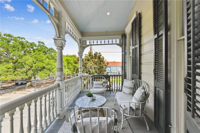 639 Esplanade Ave, New Orleans, LA 70116 - view of balcony