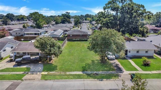 1209 Division St, Metairie, LA 70001
