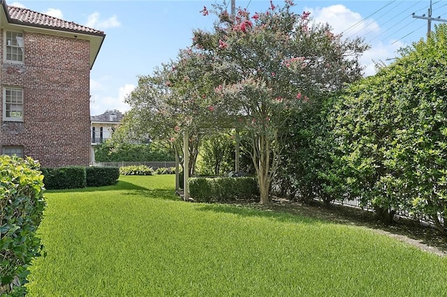 1783 Coliseum St Unit H, New Orleans, LA 70130 - view of yard